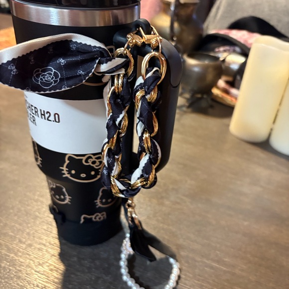 Stanley Black Tumbler with Rose-Gold Hello Kitty Accents - Picture 6 of 10